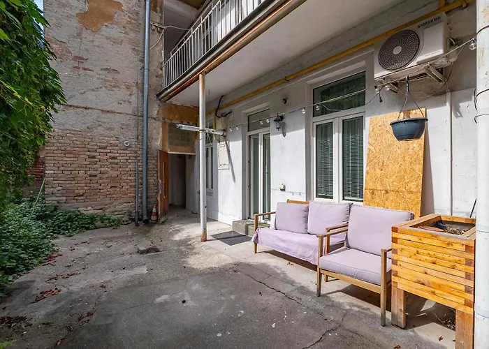 Trendy In Centrum Apartment